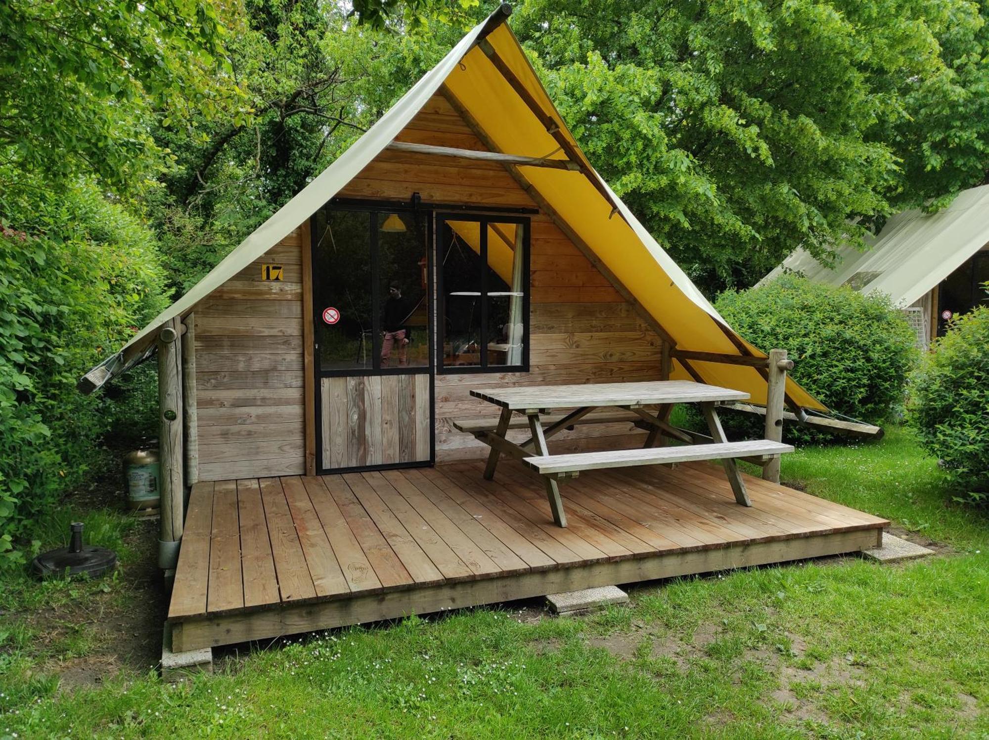 Camping Le Rouge Gorge **** 10' Puy Du Fou سا لوران سور سيفر المظهر الخارجي الصورة