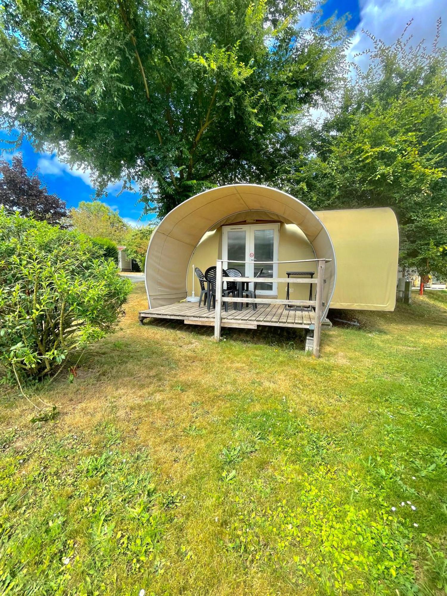 Camping Le Rouge Gorge **** 10' Puy Du Fou سا لوران سور سيفر المظهر الخارجي الصورة